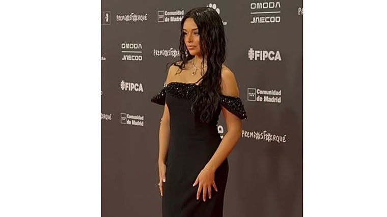 Marta Diaz com vestido de Isabel Sanchis