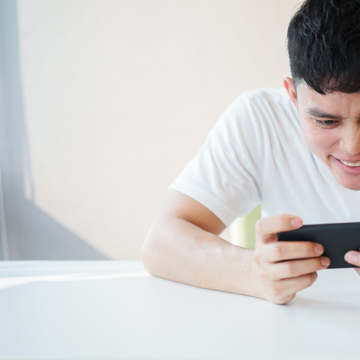 Los retos virales: ¿moda pasajera o dependencia entre los jóvenes?