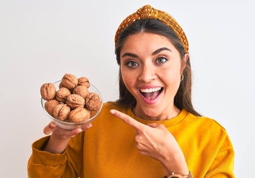 Nueces, el alimento clave en el desarrollo cognitivo de los adolescentes