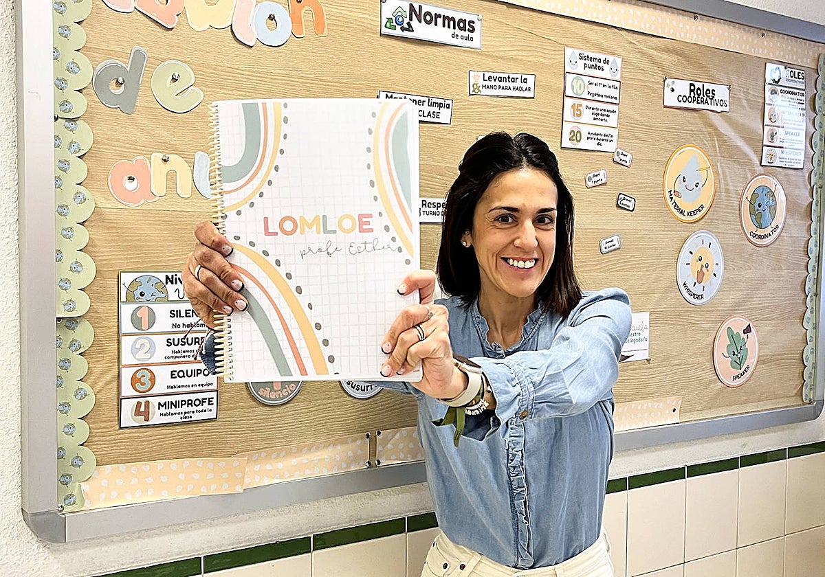 Esther Miguélez es profesora nominada por los 'Premios Abanca Mejor Docente de España 2023«