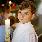 Las respuestas de una abogada a los padres que discuten por la Primera Comunión de un hijo