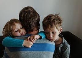 La familia es hoy más débil y está peor tratada que hace 45 años, según lo establecido en la Constitución