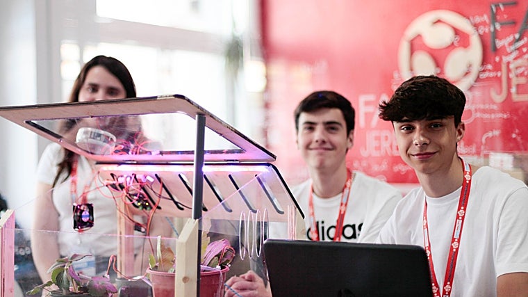 Inteligencia Artificial en las Aulas: Una Aliada para Docentes y Estudiantes