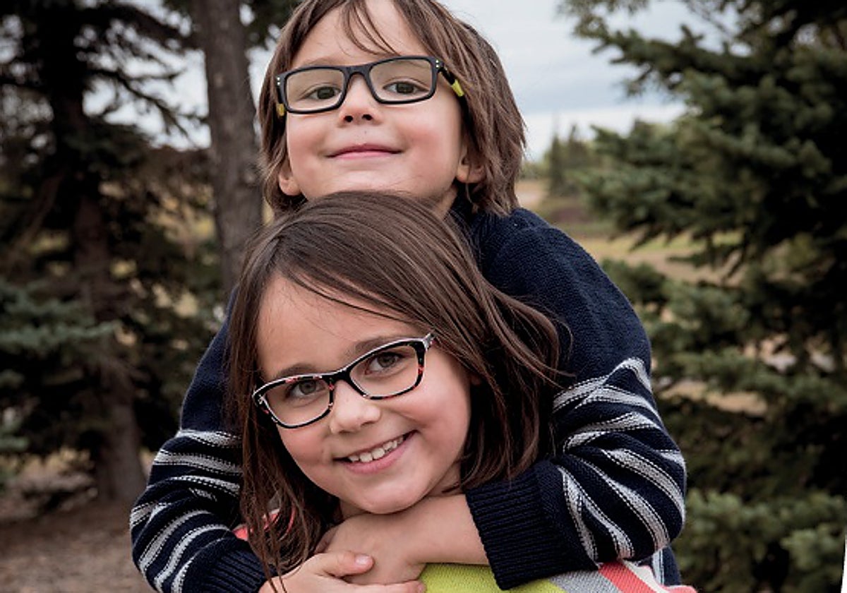 «Mi hermana lo es todo para mí»: Aldeas Infantiles reivindica que los hermanos en acogimiento crezcan juntos