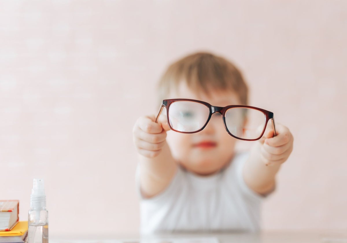 Un experto oftalmólogo advierte: «La salud ocular también se hereda»