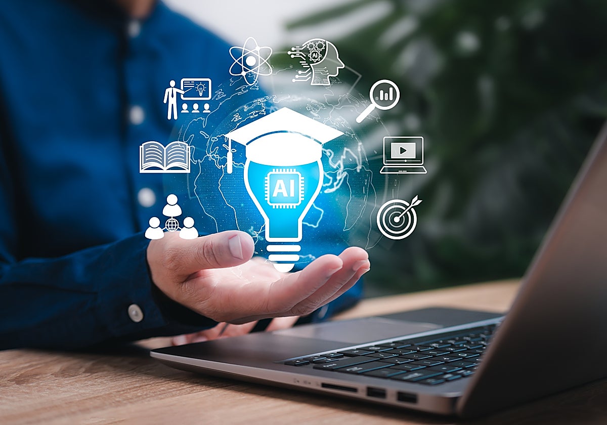 La implacable respuesta de un maestro al alumno que pregunta: «¿Para qué hago un resumen del libro si me lo hace la IA?»