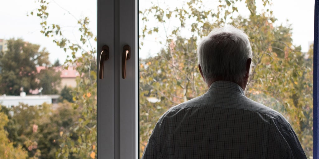 «Los pactos asistenciales y convivenciales facilitan a las personas mayores vivir en casa y evitar su soledad»