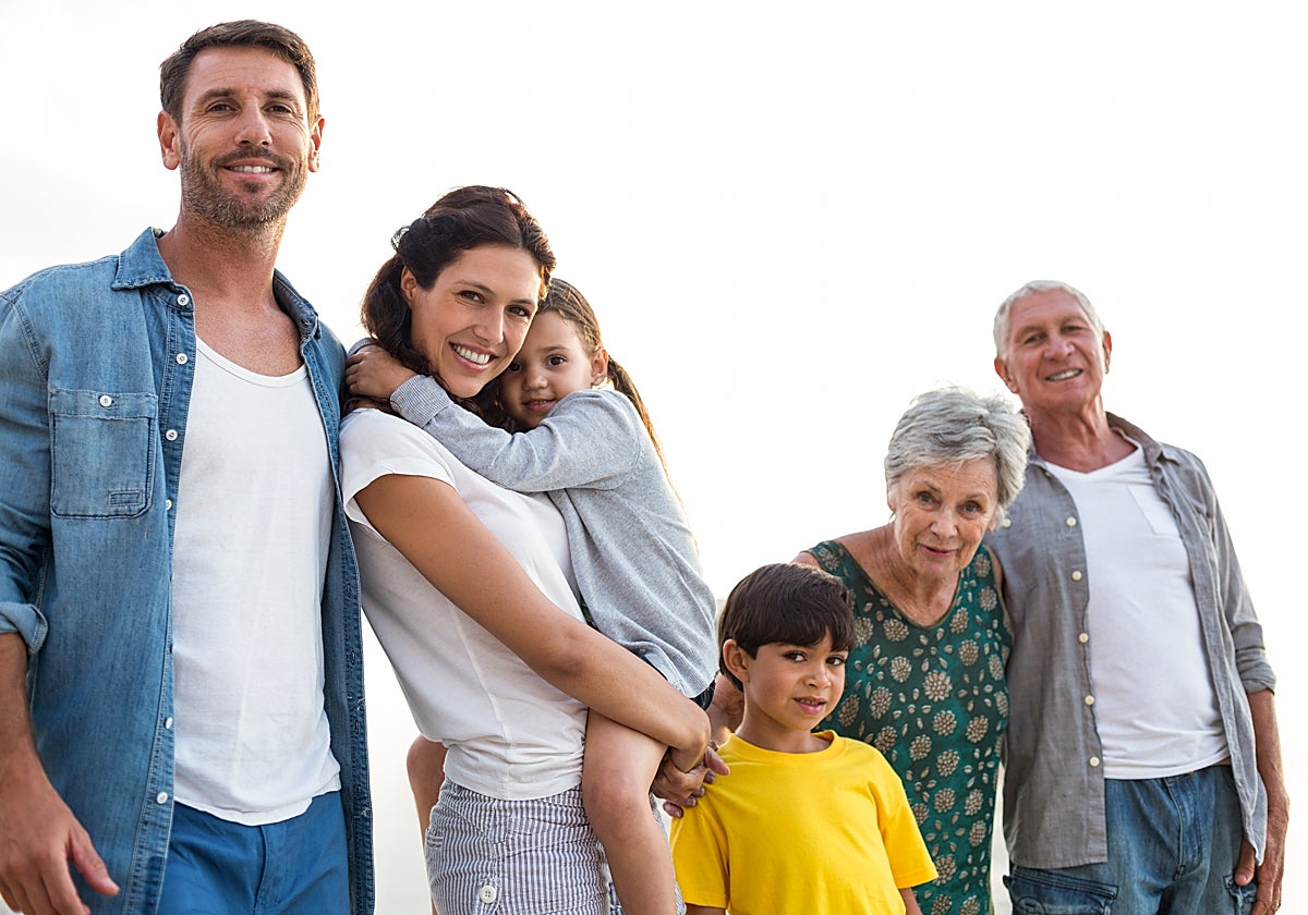 Vacaciones con los abuelos: «No podemos pretender que cuiden a los nietos durante el año y ahora quitarles su poder de decisión con los niños»