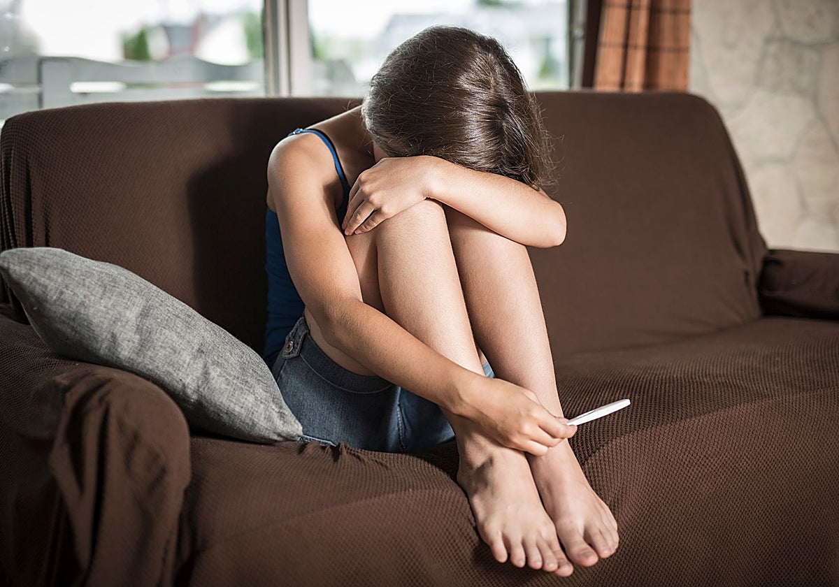 Embarazo adolescente: «En un segundo pasan de la infancia a ser adultos. Pierden su identidad»