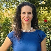 «Hay 49 cosas que debes enseñar a tus hijos antes de los 16 años»