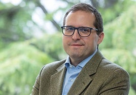 «Muchos jóvenes son pesimistas y están desorientados por no tener referentes clásicos como Platón o Aristóteles»