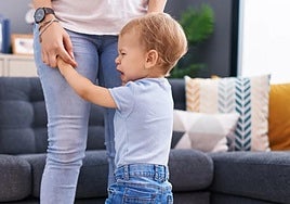 Una psicóloga explica cuál es la mejor forma de actuar cuando tu hijo llora