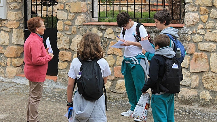 El Colegio Alarcón impulsa un proyecto que conecta a sus alumnos con la vida rural de La Matilla (Segovia)
