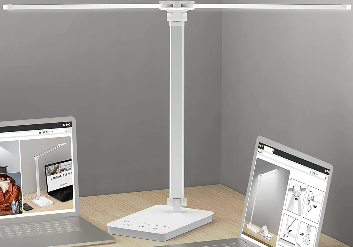 MediAcous Lámpara de escritorio LED con abrazadera, lámpara de escritorio  de doble luz con brazo oscilante, 4 modos de color y 4 lámparas de mesa de
