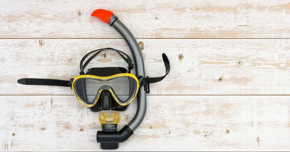 Gafas de buceo para hacer snorkel y submarinismo en verano