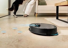 Cecotec tiene el robot aspirador que arrasa en las casas: IA, base de autovaciado y 220€ de descuento