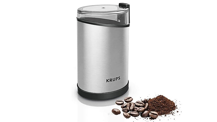 Te contamos por qué este es el mejor molinillo de café eléctrico para empezar el día con un buen café