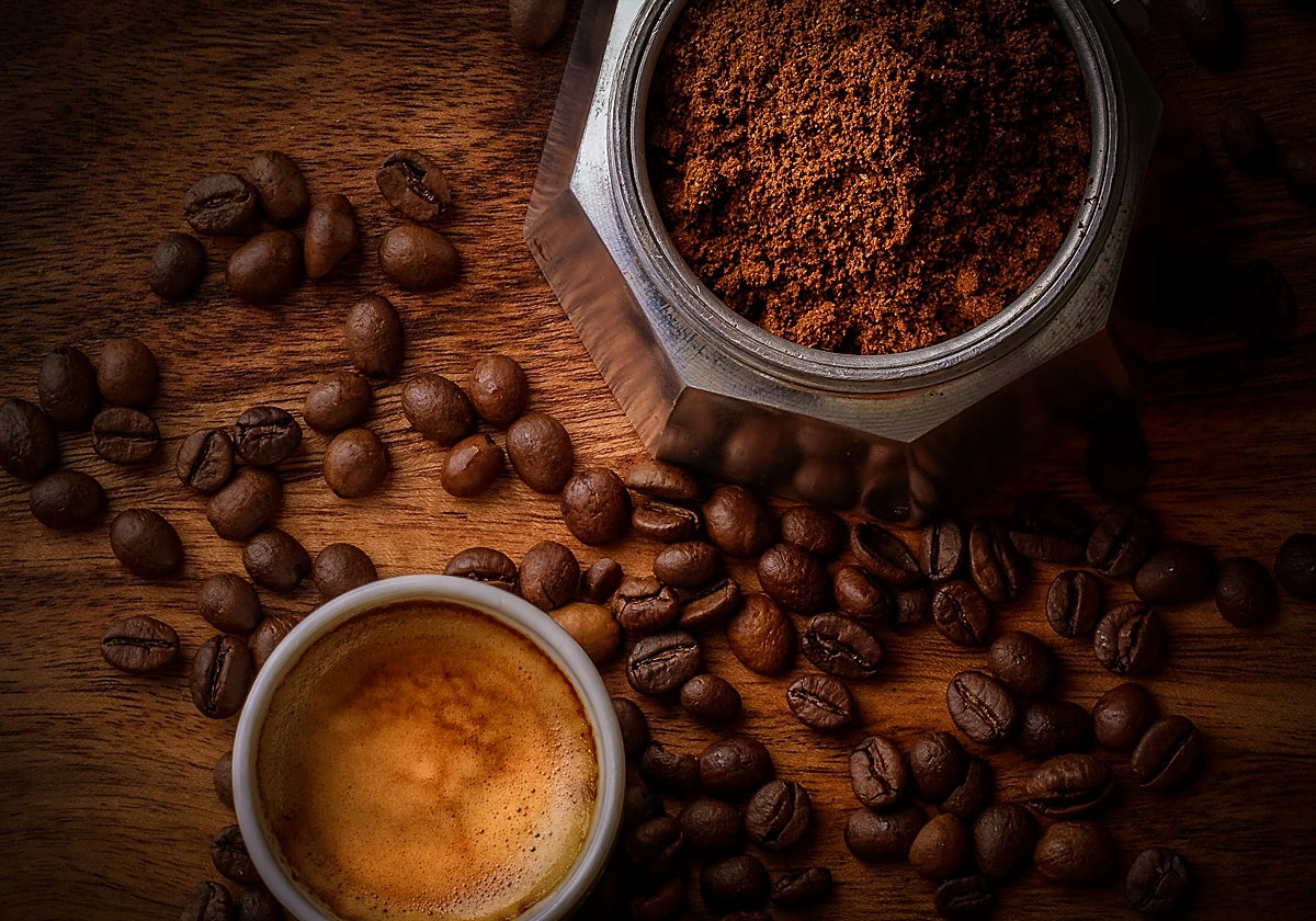 Te contamos por qué este es el mejor molinillo de café eléctrico para empezar el día con un buen café