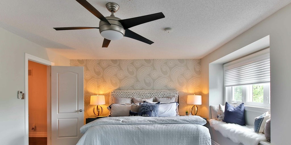 Adelántate al verano y viste tu salón con los ventiladores de techo mejor valorados