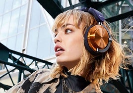 Dyson lo está petando con estos auriculares inalámbricos: aprovecha ahora que tienen 150€ de descuento