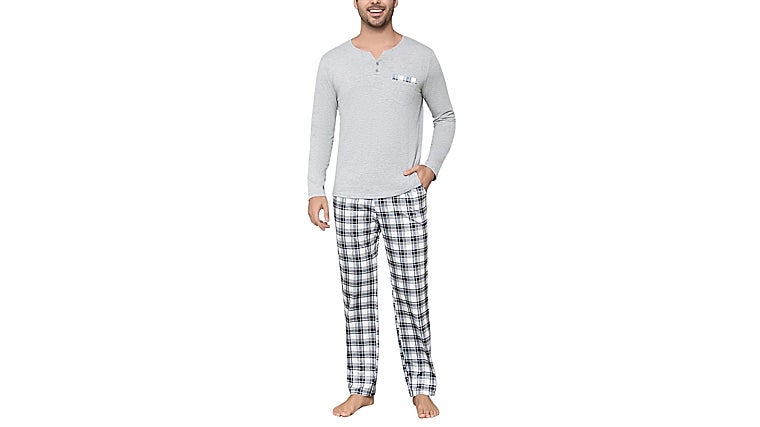 Los pijamas más cómodos y calentitos para sobrevivir al invierno