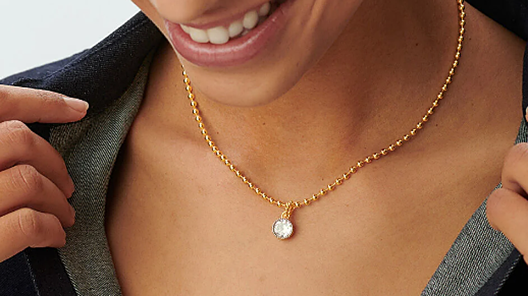 Nueva colección de joyas María Pombo X Agatha Paris: los tops que no puedes perderte