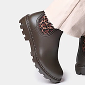 Las botas de agua de Toni Pons que necesitas para lucir con estilo en los días de lluvia