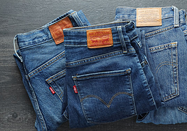 Los Levi's 511 que muchos hombres repiten temporada tras temporada caen por debajo de 45 euros