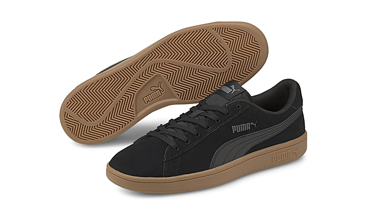 Puma deja a mitad de precio las zapatillas para todo: ciudad, trabajo informal y días largos