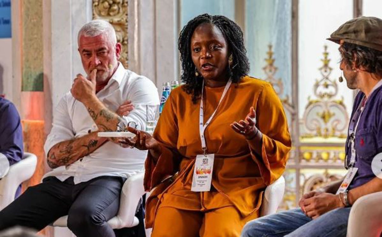 Alex Atala, Fatmata Binta y Diego Guerrero en una de las mesas de debate de la primera jornada de The Best Chef Awards que acoge Madrid