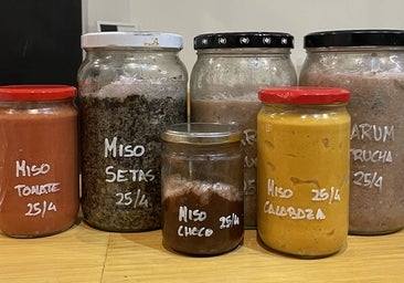 Alta cocina con desechos fermentados: garum de trucha, miso de setas o kombucha de cáscaras de almendra