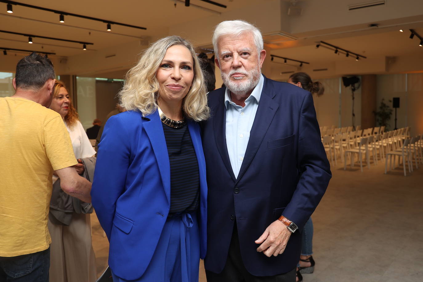 Laura Pintos, jefa de Estilo de Vida y Gastronomía de ABC, junto a Carlos Maribona, crítico gastronómico de ABC y fundador del blog Salsa de Chiles.