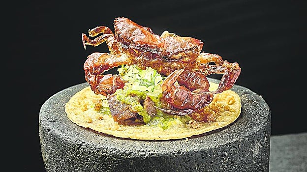 Taco de carnitas y soft crab de Can Chan Chán