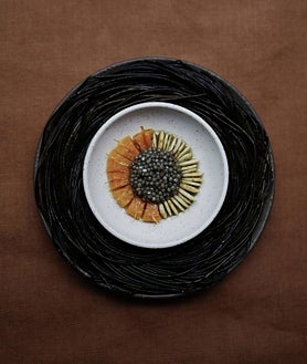 Imagen secundaria 2 - Kadeau Bornholm, el chef Nørregaard y un plato de su menú gastronómico. 