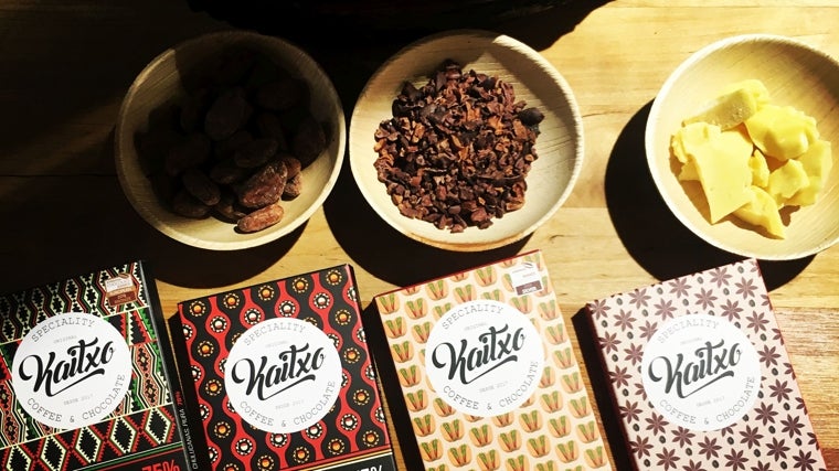 Diferentes variedades y chocolates de especialidad de Kaitxo