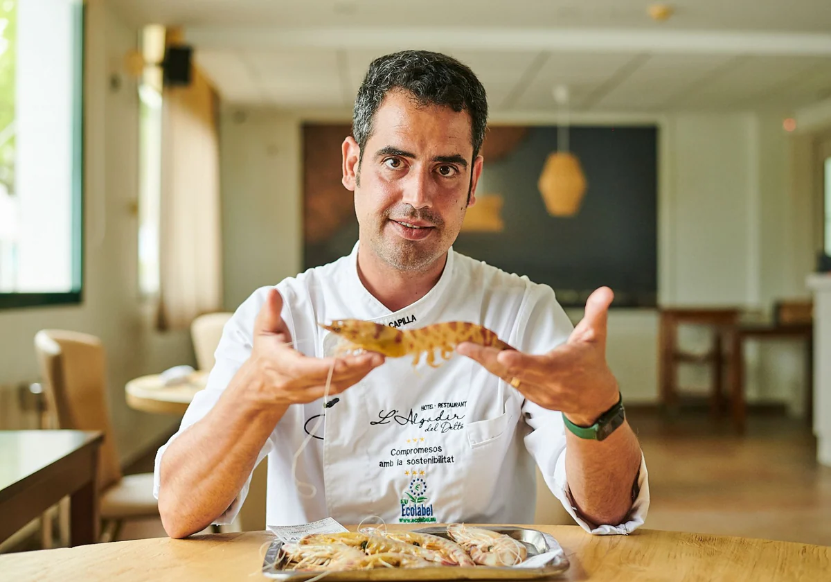 Joan Capilla, chef de L'Agaldir, un hotel gastronómico con estrella verde Michelin en el delta del Ebro