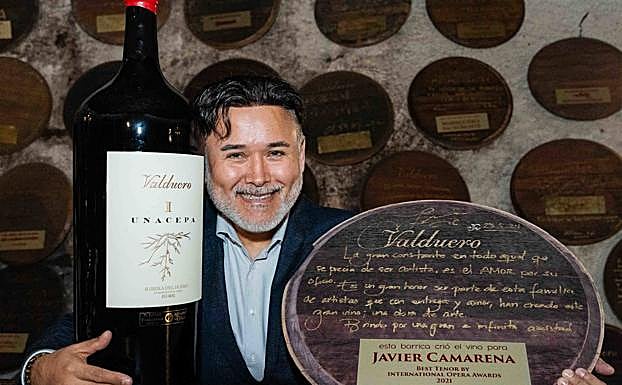 Javier Camarana, durante su visita a Valduero