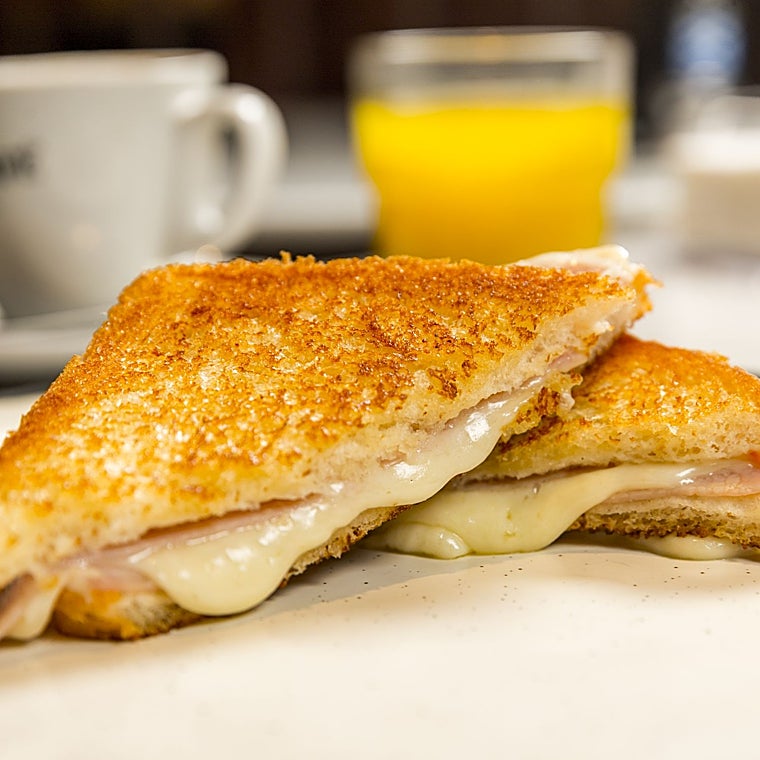 Mixto de Bar H Emblemático, en Madrid