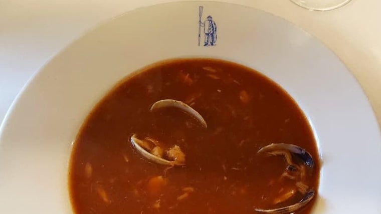 Sopa de pescado de La Hermandad de Pescadores de Fuenterrabía