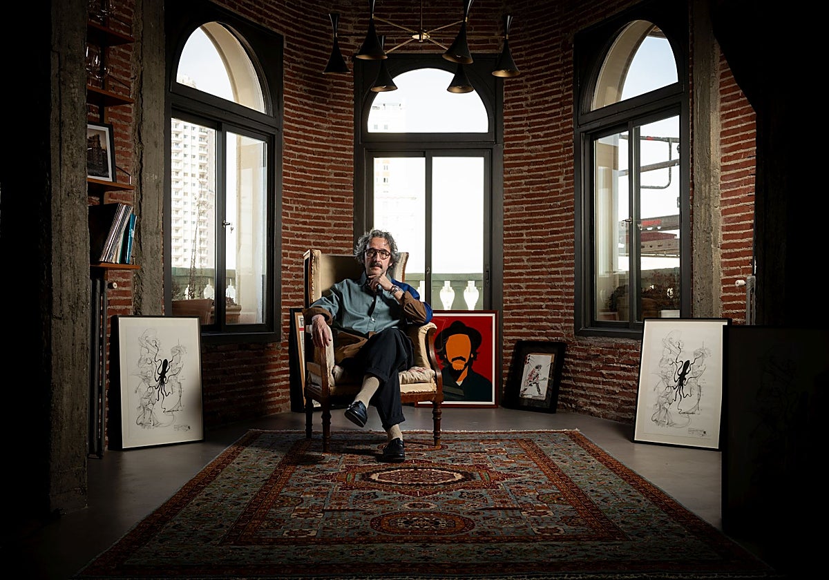 Diego Guerrero posa para ABC en su casa, en pleno centro de Madrid