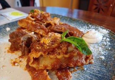 Luna Rossa: cocina napolitana en la parada de Metro de Noviciado