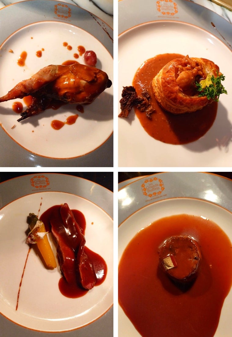Cuatro de los platos que salen de La Rôtisserie de Les Grands Buffets, desde arriba, de izquierda a derecha, codorniz rellena de foie; vol au vent de mollejas de ternera; pato a la sangre; y liebre à la royale