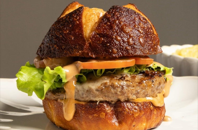 Hamburguesa 'Big Duck', de pato, en Papagena