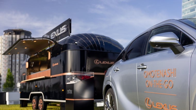 El 'foodtruck' de Lexus brinda una experiencia culinaria de la mano del chef de Tripea Roberto Martínez