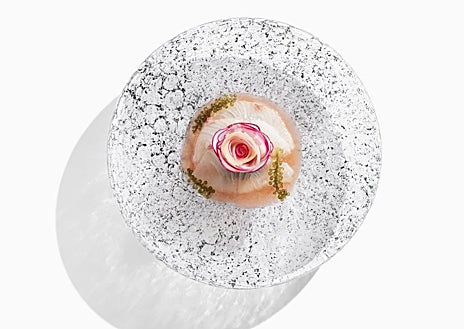 Imagen secundaria 1 - Algunos d e los pases del menú de EMi.