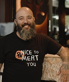 Imagem Secundária 2 - Hambúrguer Primital, Costela Bovina; Cecina e Chef David Montes