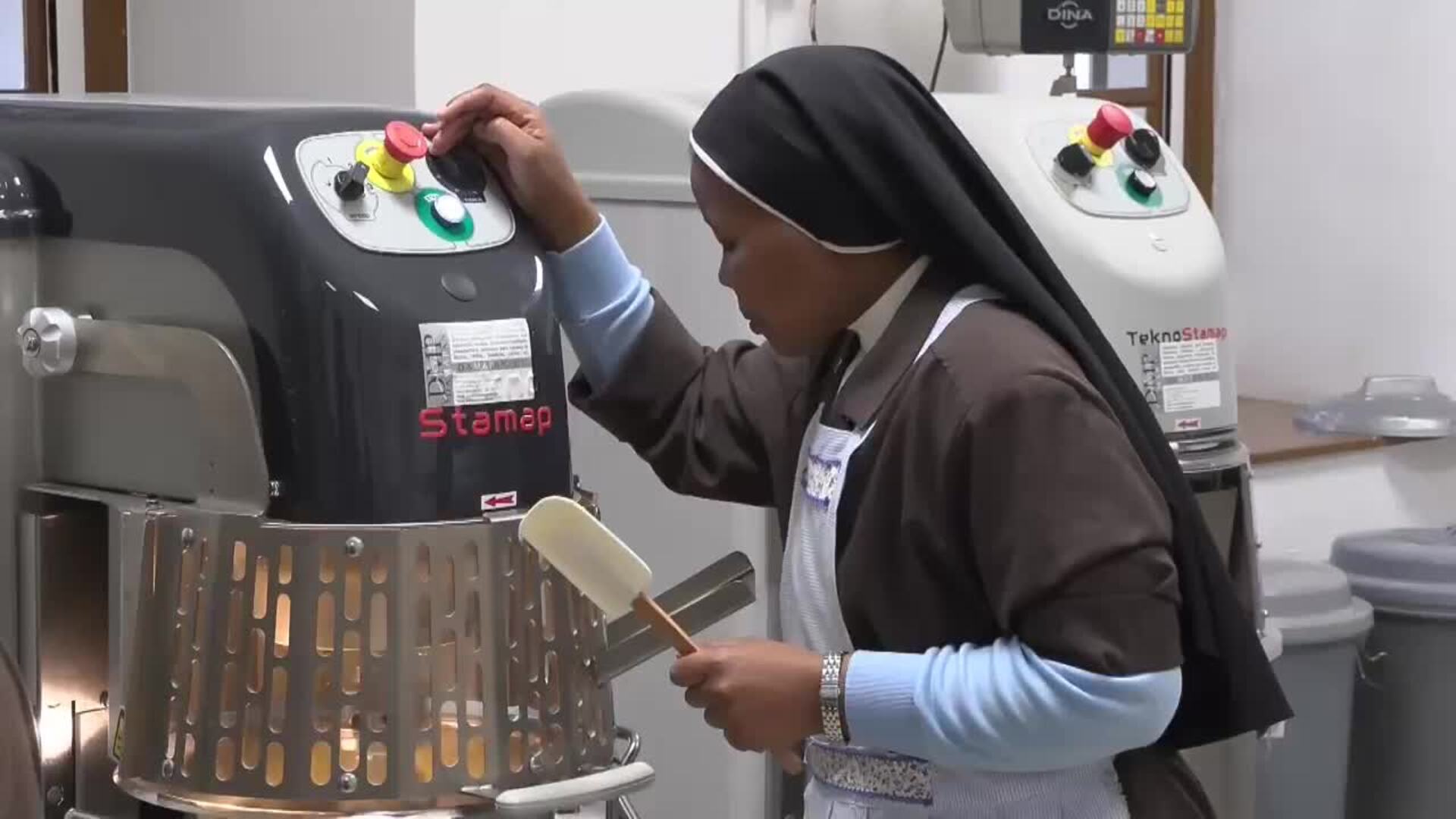 Monjas de clausura de Bilbao celebran &#039;Solete de Navidad&#039; otorgado por la Guía Repsol