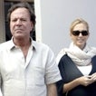 Julio Iglesias vuelve a la vida en las redes sociales con una foto junto a Miranda Rijnsburger