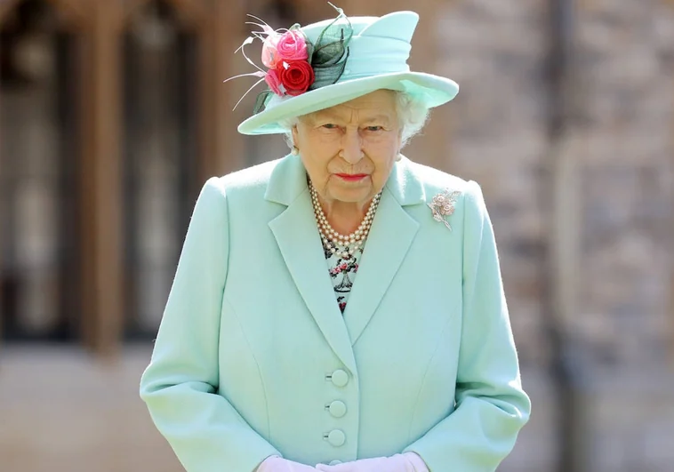 Un nuevo libro asegura que la Reina Isabel II padecía cáncer