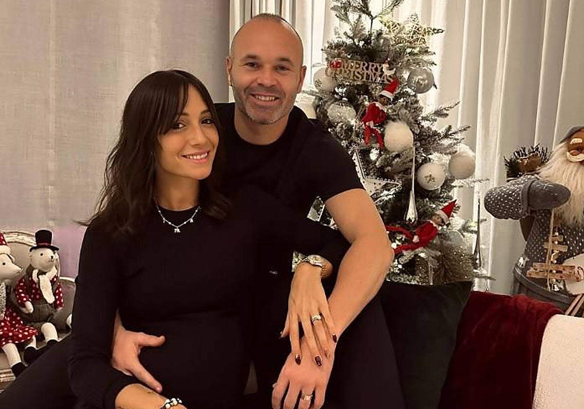 Andrés Iniesta y su mujer Anna Ortiz